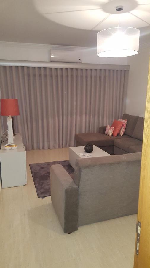 Apartamento Luminoso Urb. Quinta Das Palmeiras Porches  Exteriör bild